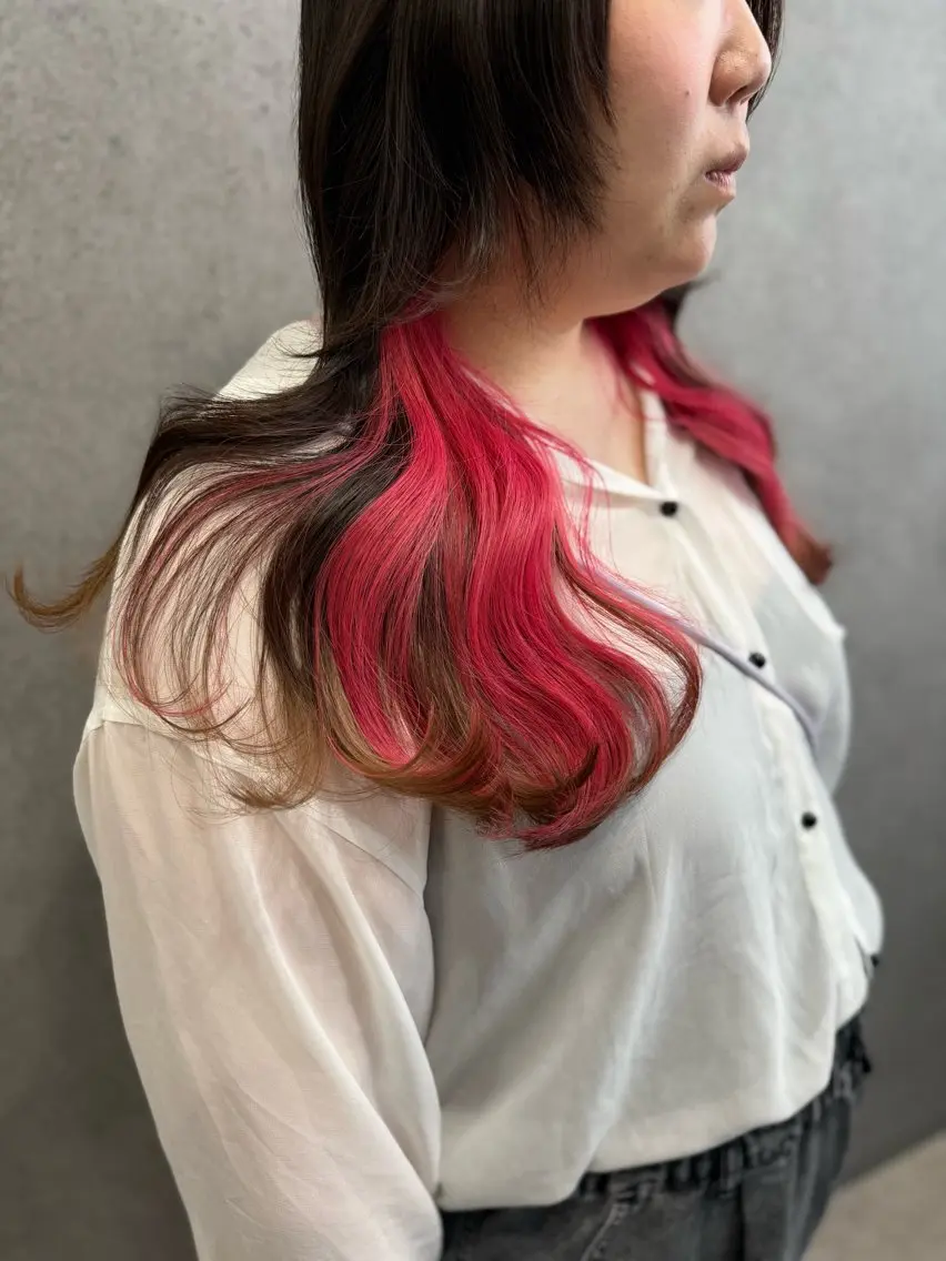 ロング カラー インナーカラー カット ヘアカラー トリートメント YUKA🐻‍❄️ 🎀当日予約ok/のヘアスタイル