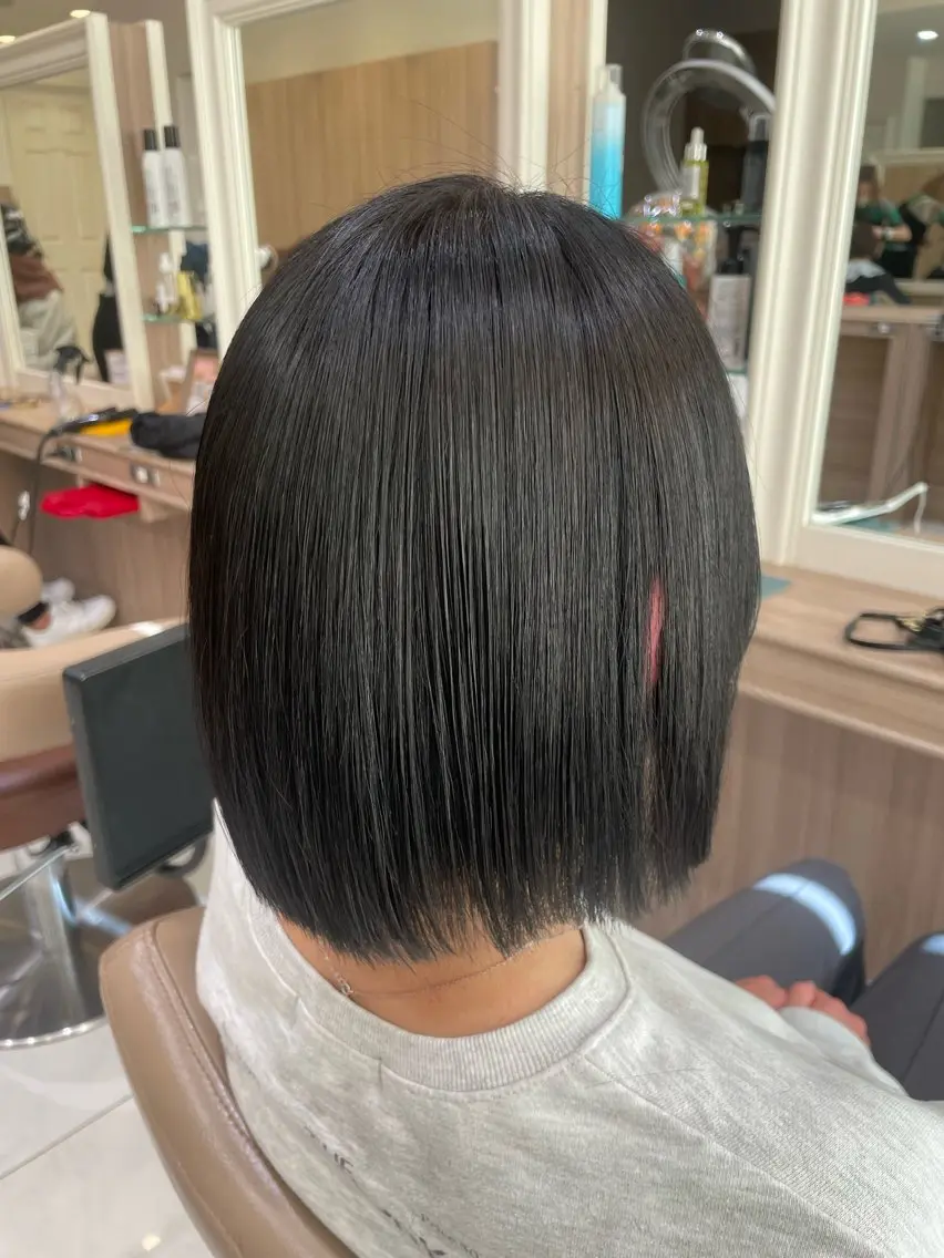 ショート カラー パーマ カット ヘアカラー 縮毛矯正 トリートメント 韓国ヘアメイク🎀/ 縮毛矯正✨山本媛香のヘアスタイル