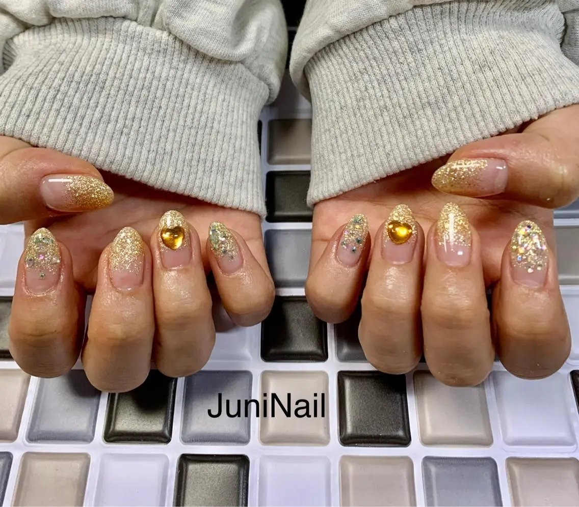 ネイル ハンドネイル JuniNail 주니네일🇰🇷suのネイルデザイン