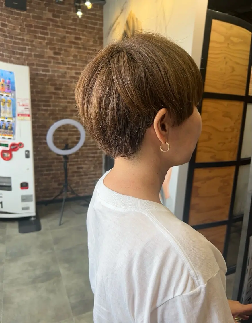 ショート カラー 久木原 ゆりのヘアスタイル