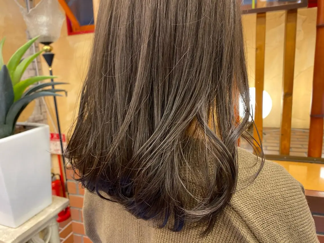 ミディアム カラー ベージュカラー ミルクティーベージュ 半個室女性salon 🩰Natsumiのヘアスタイル