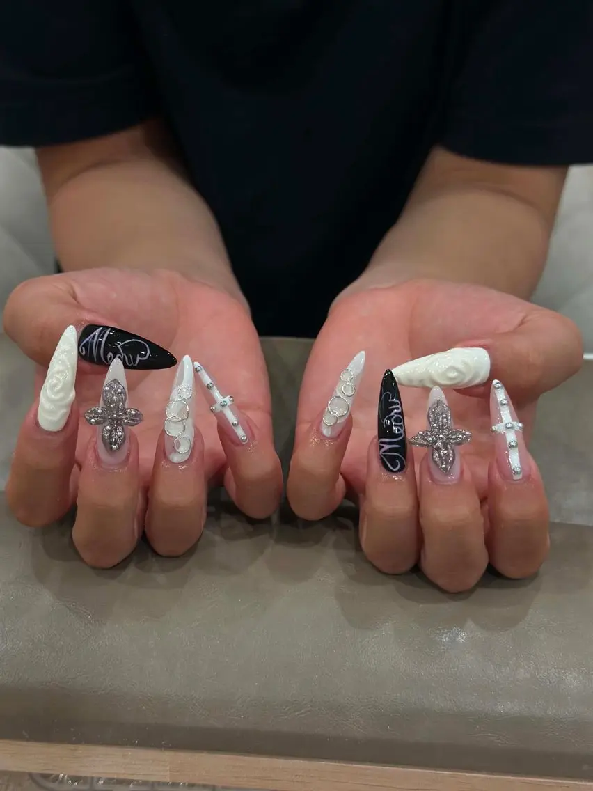 ネイル ジェルネイル 韓国ネイル 持ち込み シンプルネイル ワンホンネイル ハンドネイル 🎀AURA Nailsalonのネイルデザイン