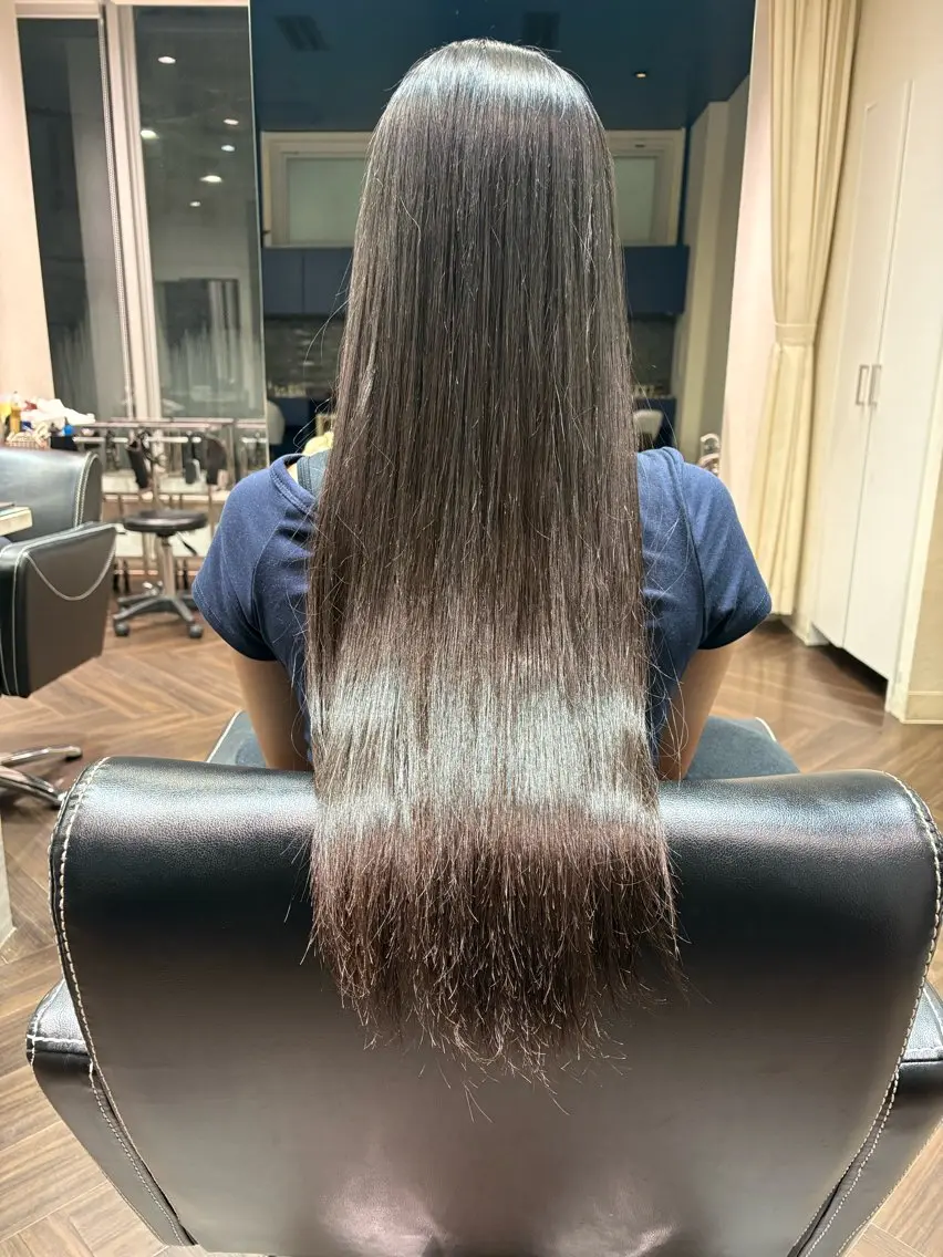 ロング 縮毛矯正 川津 夕奈のヘアスタイル