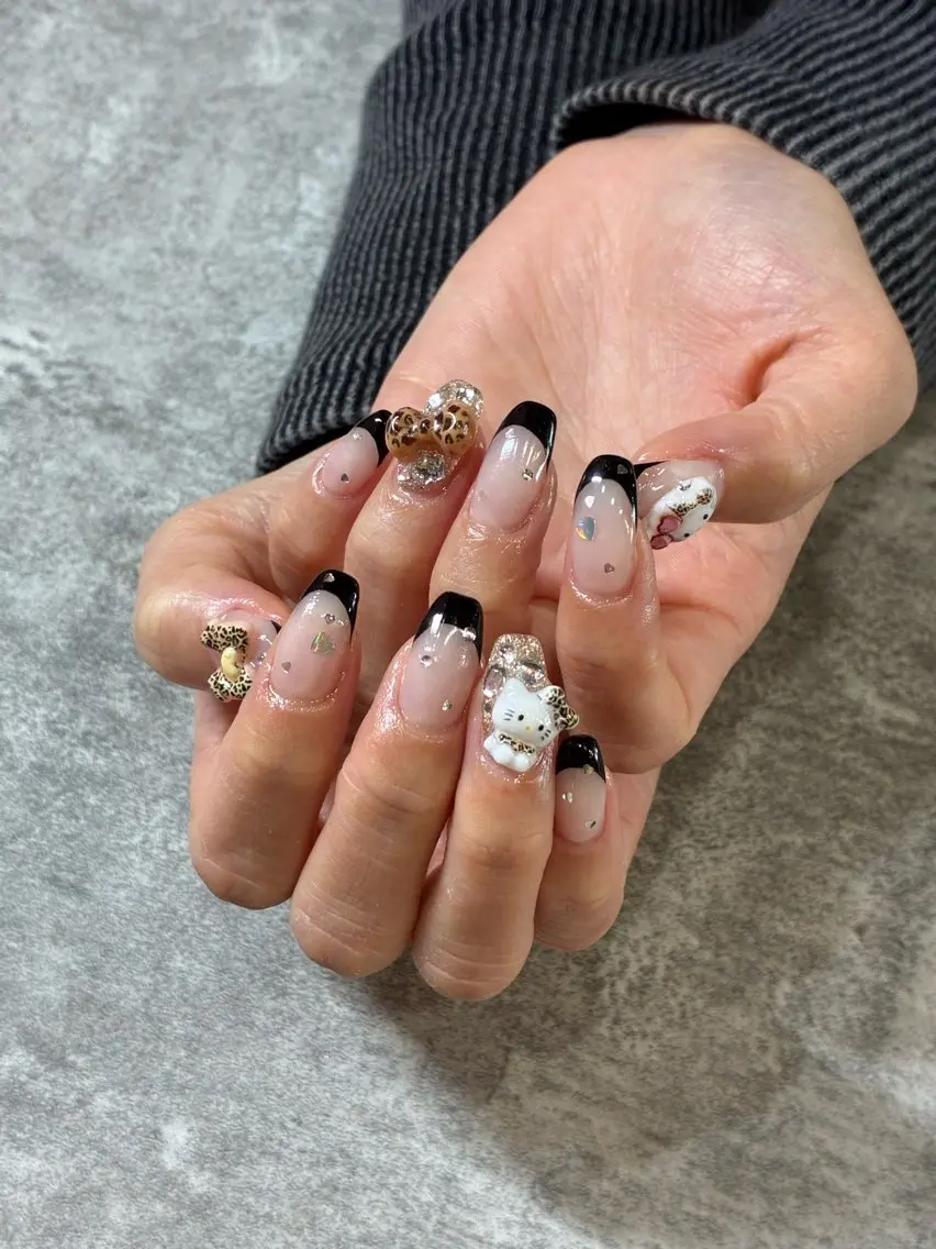 ネイル アートネイル チークネイル フラッシュネイル フットネイル フレンチネイル glaNje shioriのネイルデザイン