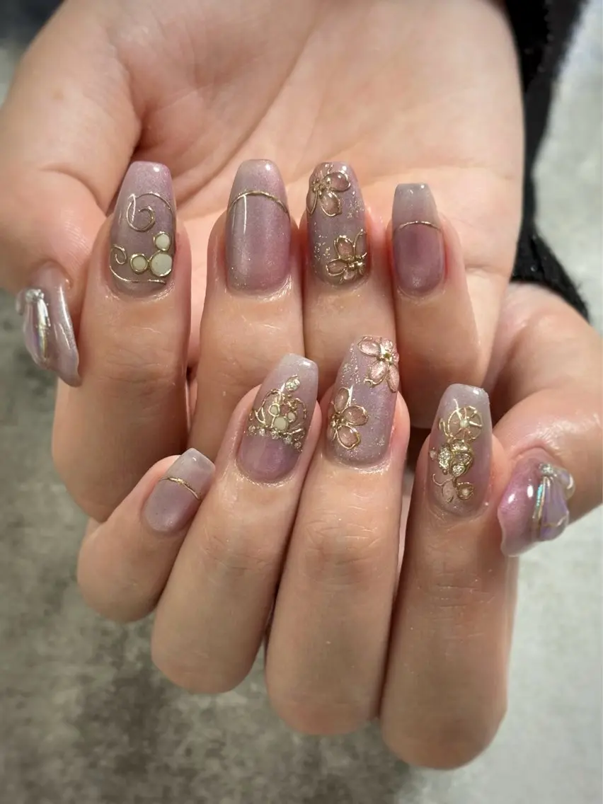 ネイル FIORITURA Maikoのネイルデザイン