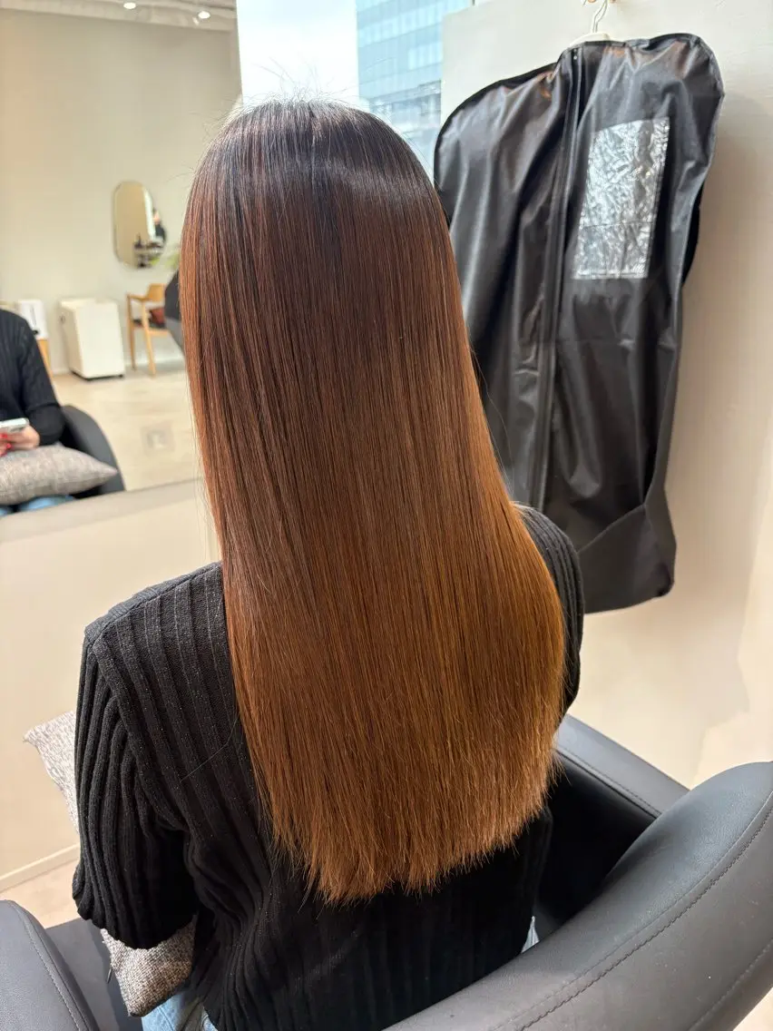 ロング Emuest心斎橋 SAKIのヘアスタイル