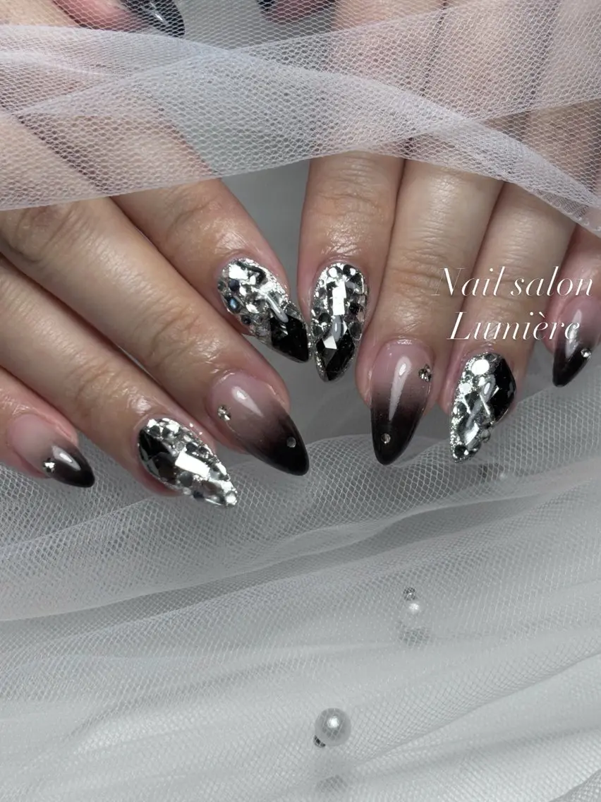 ネイル ハンドネイル Lumière| ロング|ワンホンのネイルデザイン