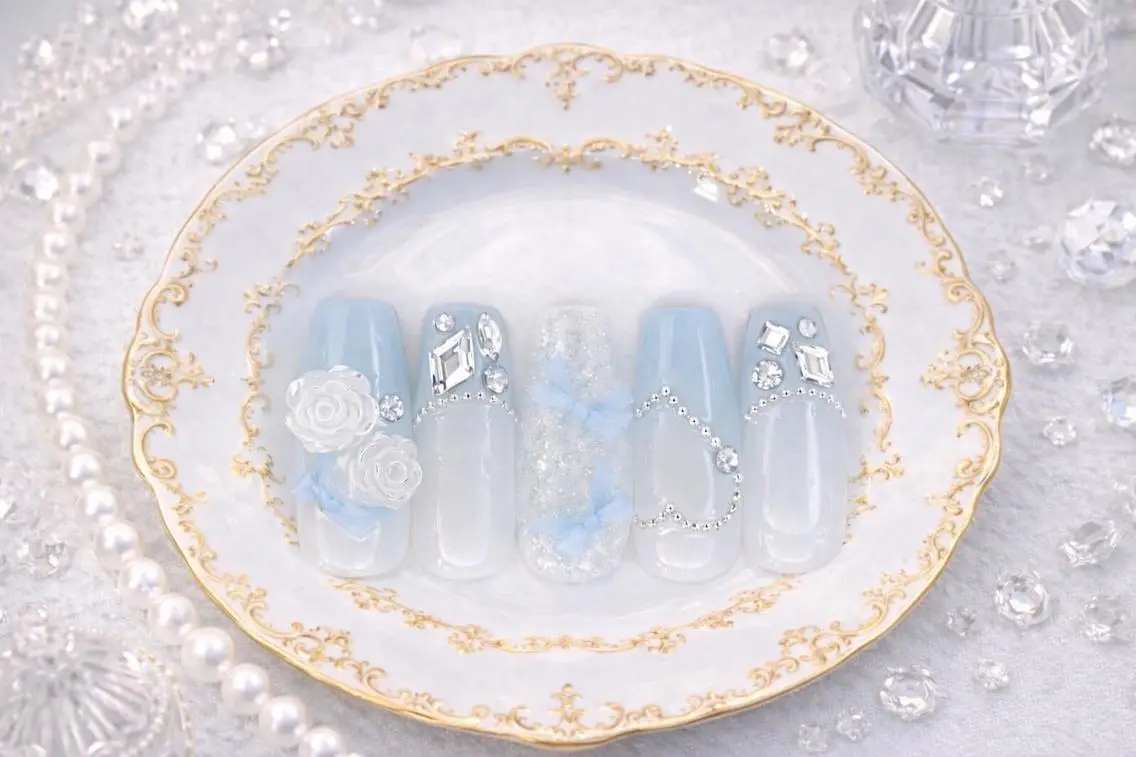 ネイル ロングネイル ワンホンネイル REBEST南森町 nail🪽のネイルデザイン
