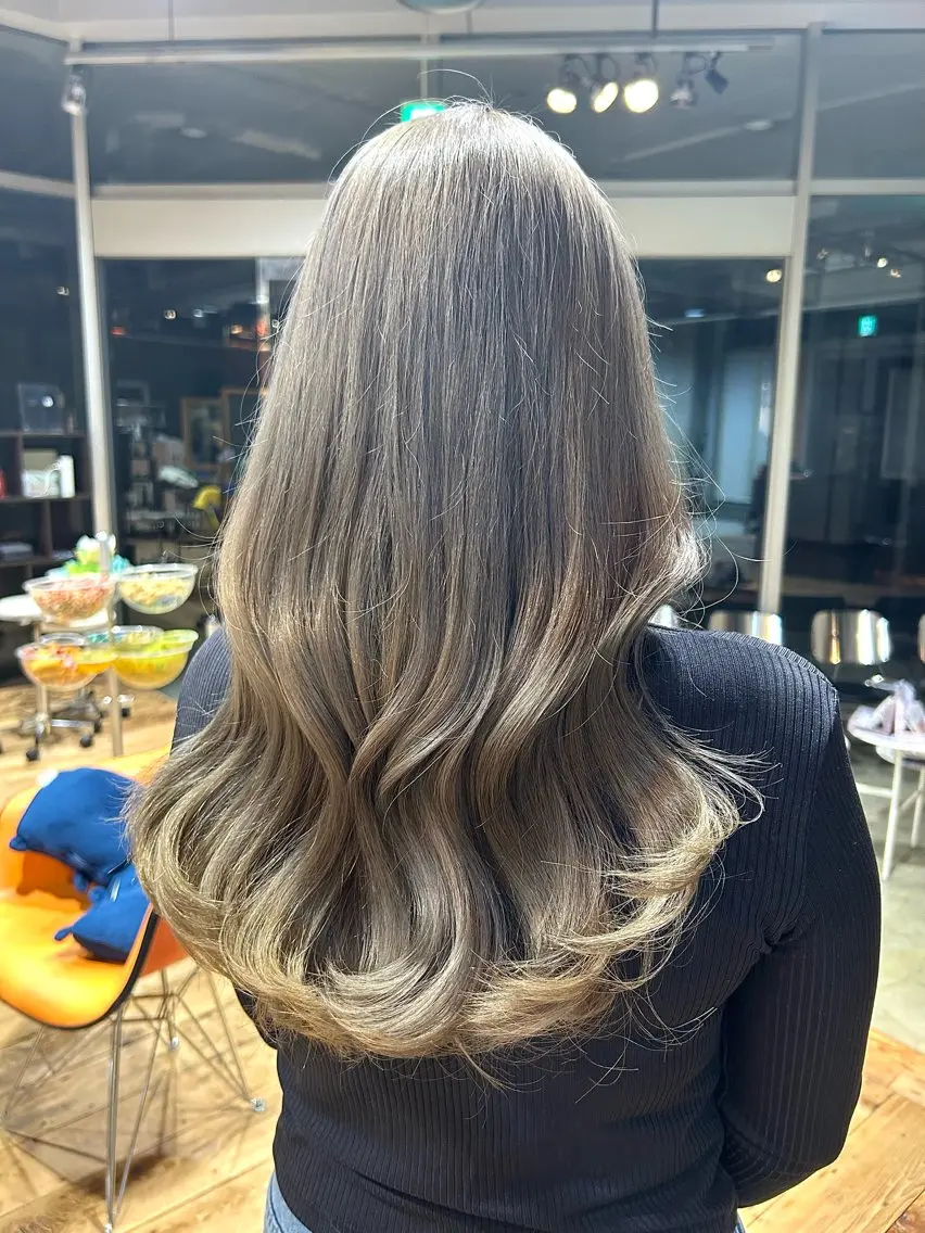 ロング ヘアカラー トリートメント coohair トミクラモエのヘアスタイル