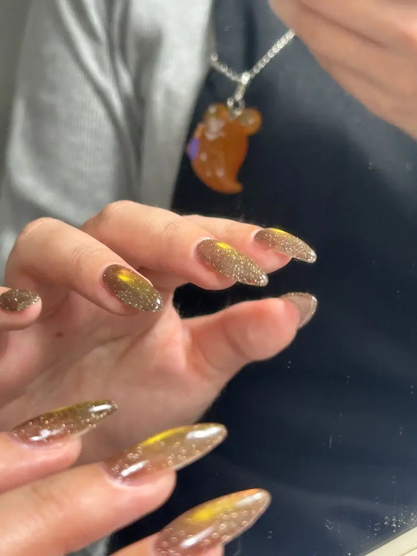 ネイル ハンドネイル eye&nail Bellaのネイルデザイン
