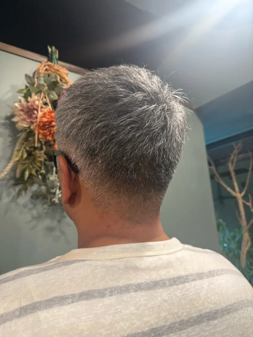 ショート 草野 奈扇のヘアスタイル
