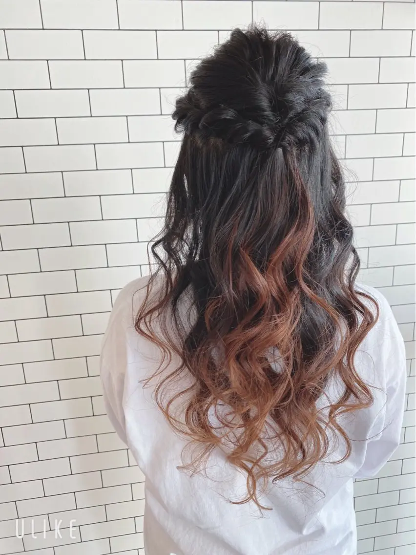 岡 舞唯のヘアスタイル