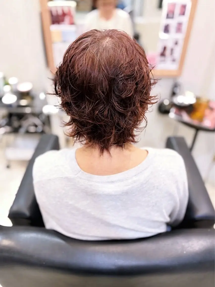 ショート カラー ブラウンカラー レッドカラー レッドブラウン トリートメント ヘアカラー 安田 夏海のヘアスタイル