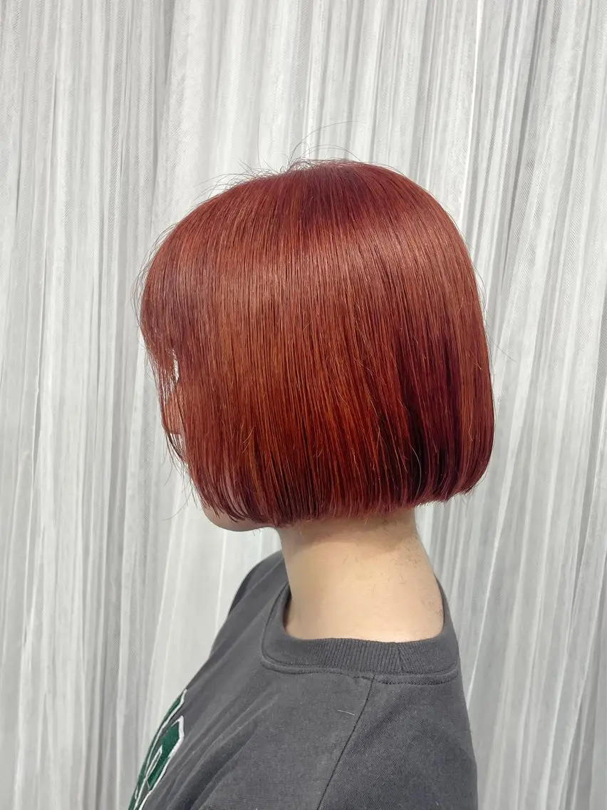 ショート カラー ブラウンカラー オレンジ オレンジブラウン カット ヘアカラー トリートメント 手塚 由佳のヘアスタイル