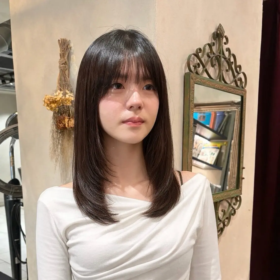 セミロング レイヤーカット カット newton 🎀ここむぎのヘアスタイル