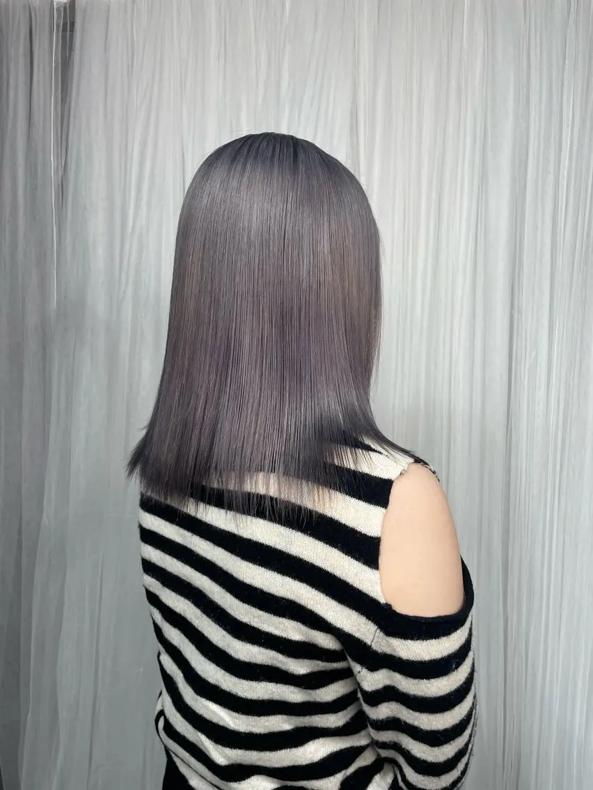 ミディアム カラー ヘアカラー トリートメント 手塚 由佳のヘアスタイル