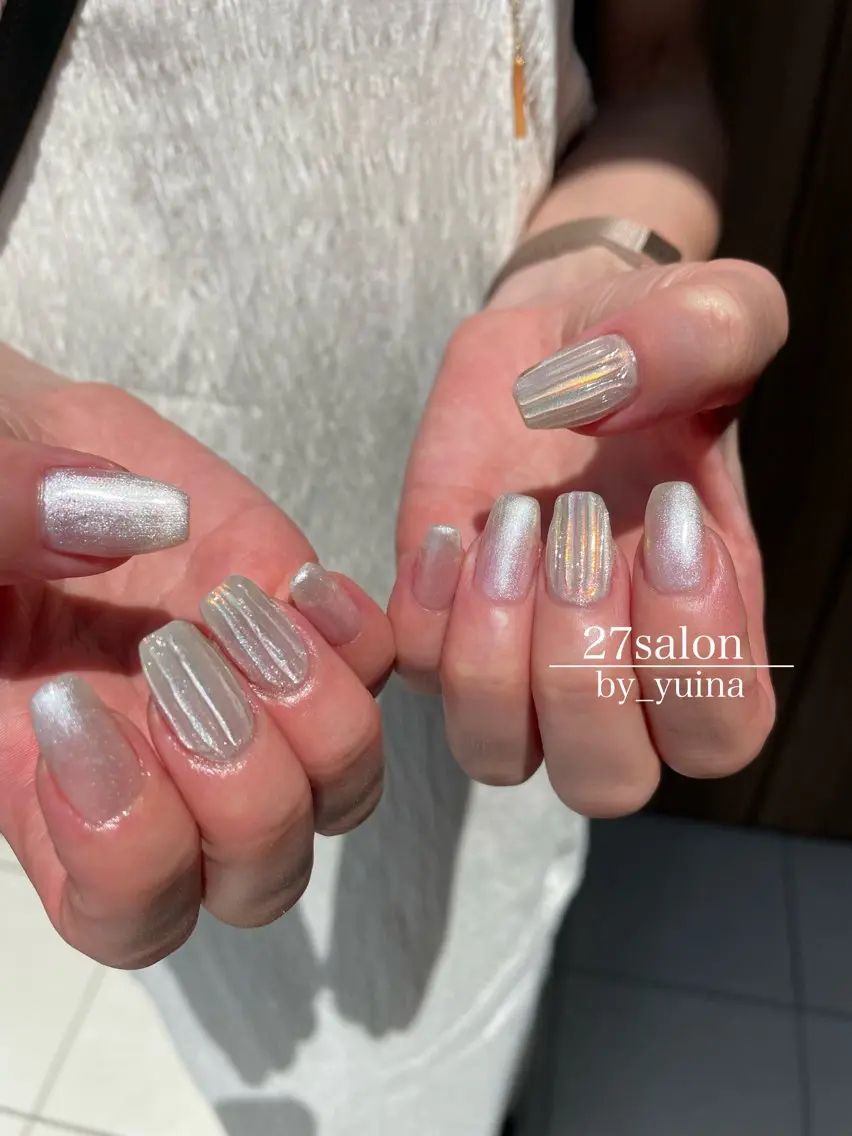 ネイル マグネットネイル ホワイト ハンドネイル 27salon yuinaのネイルデザイン