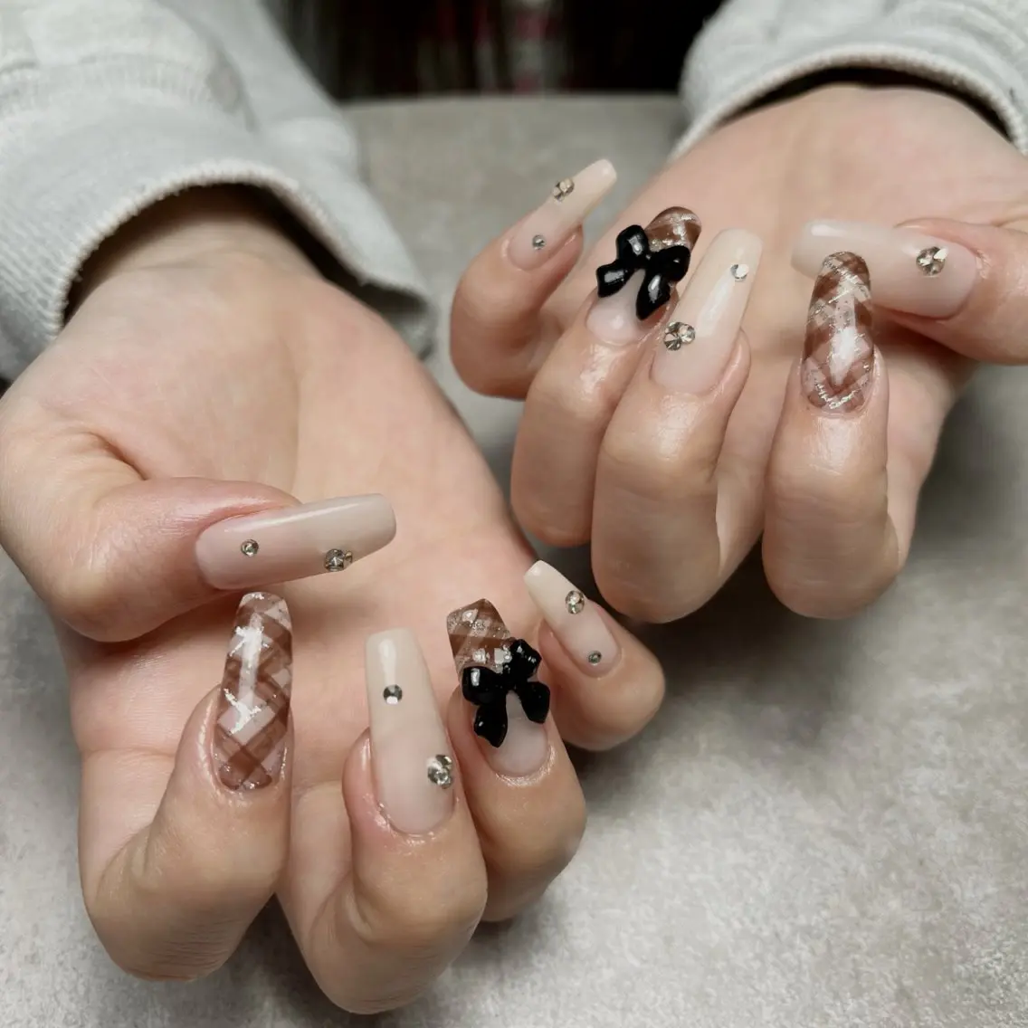 ネイル アートネイル 持ち込み ハンドネイル ハンドケア nail salon Ivy【放出】のネイルデザイン