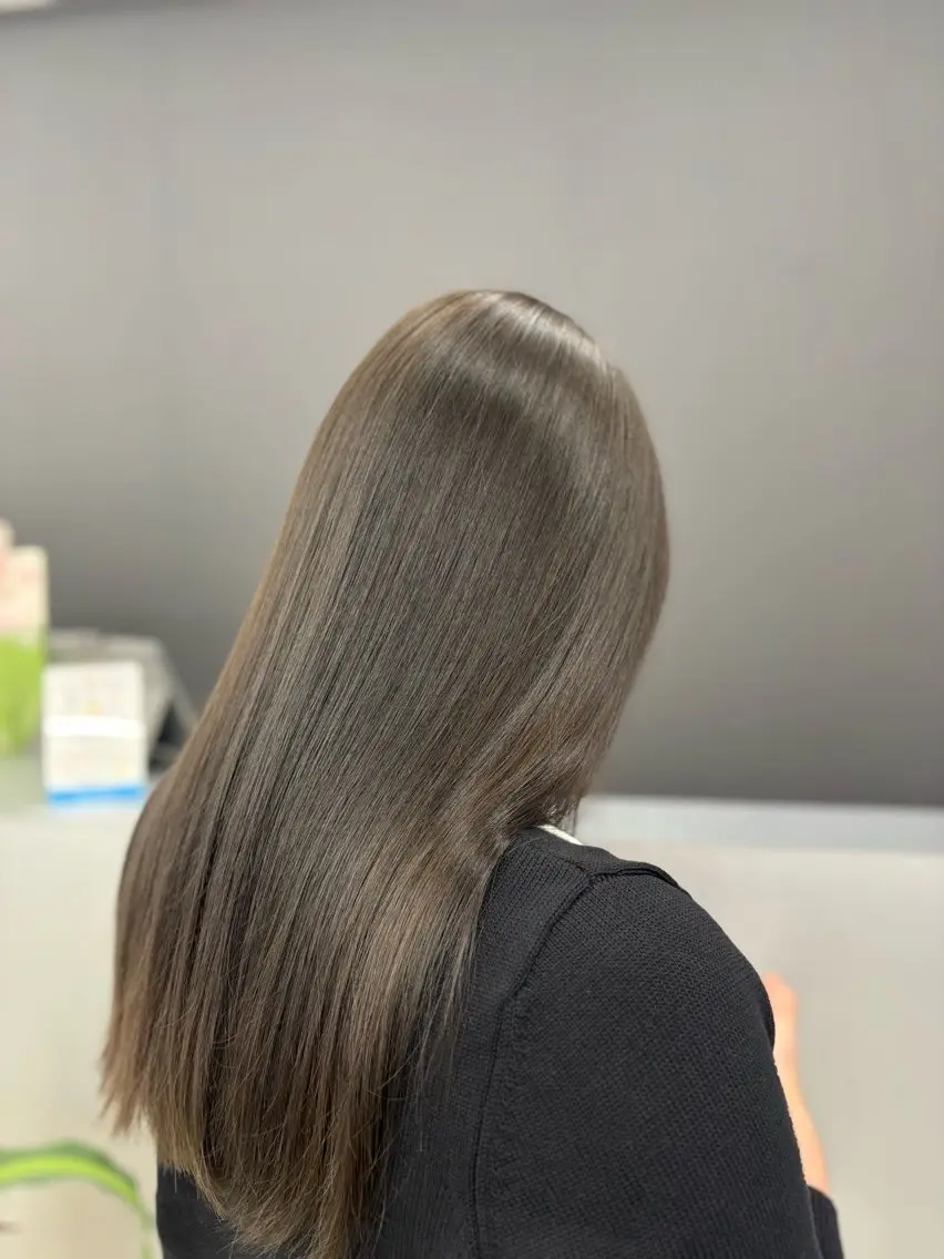 【髪質改善】酸熱トリートメント+ Aujua 1step treatment  艶々さらさら髪へ✨の写真