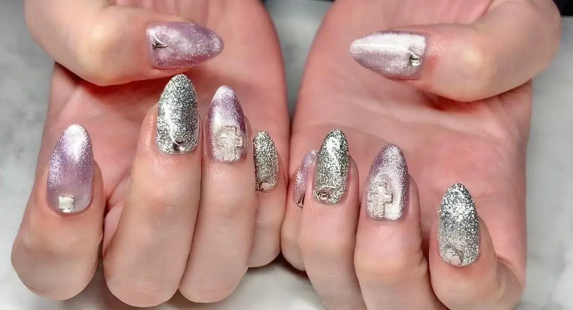 ネイル 長さ出し ジェルネイル 韓国ネイル マグネットネイル 持ち込み ハンドネイル Nail&eye Belire 新宿のネイルデザイン