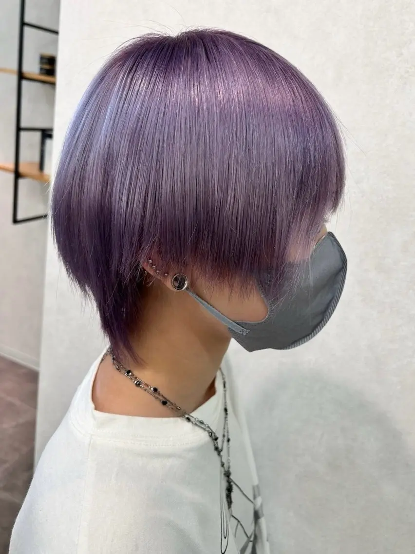 ショート パープルカラー ヘアカラー トリートメント GLOSS 心斎橋 山上のヘアスタイル