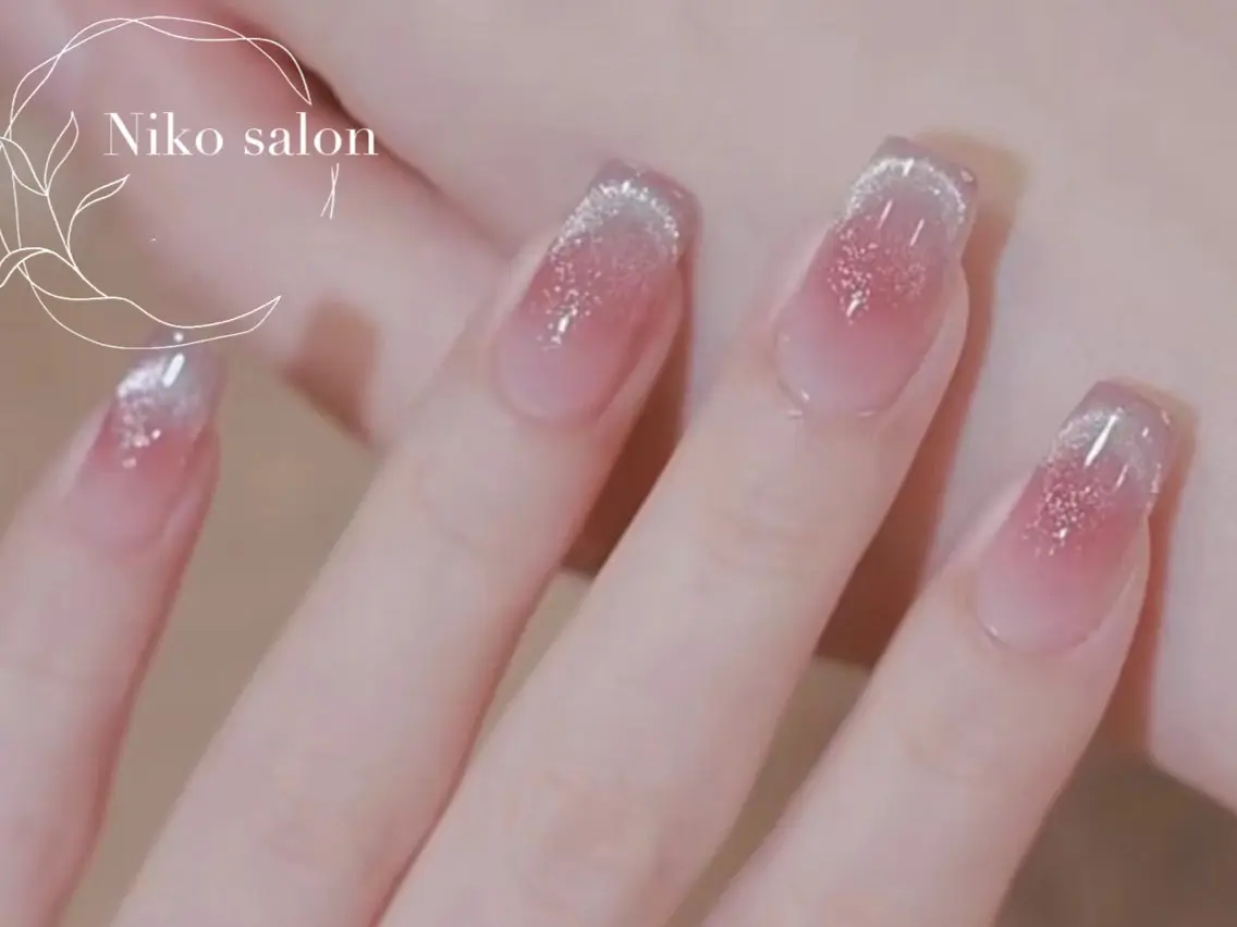 ネイル チークネイル フットネイル フレンチネイル ジェルネイル ガラスフレンチ Niko リンのネイルデザイン