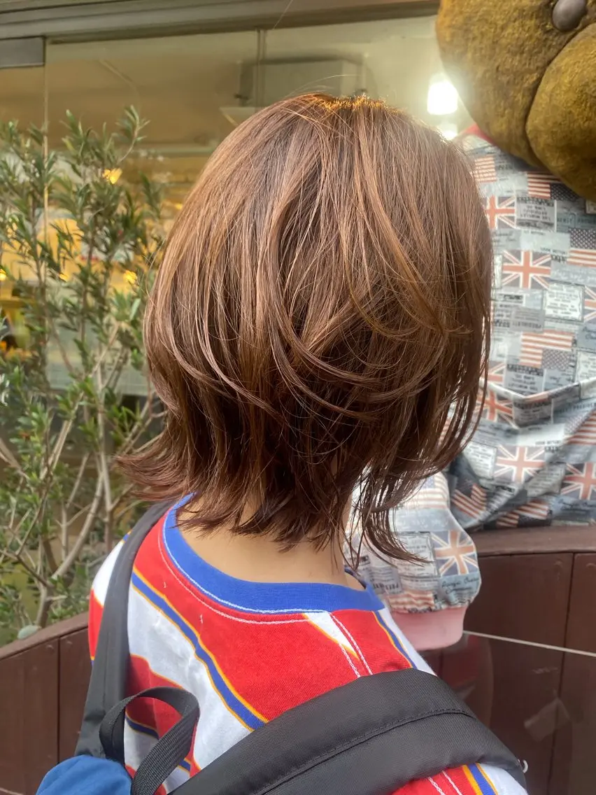 ミディアム 伸ばしかけ レイヤーカット 髪師 kenjiroのヘアスタイル