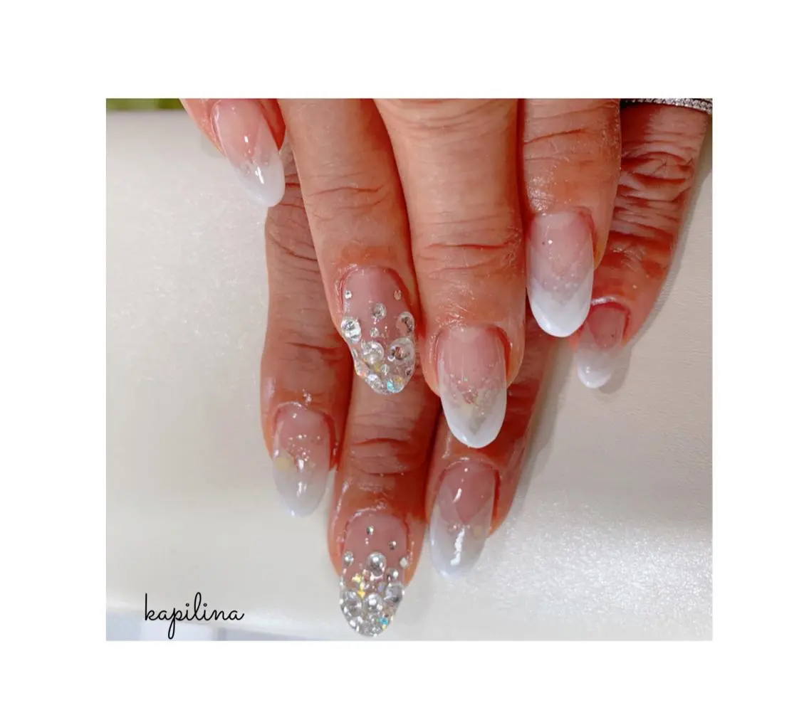 ロング kapilina salonの眉毛・アイブロウイメージ