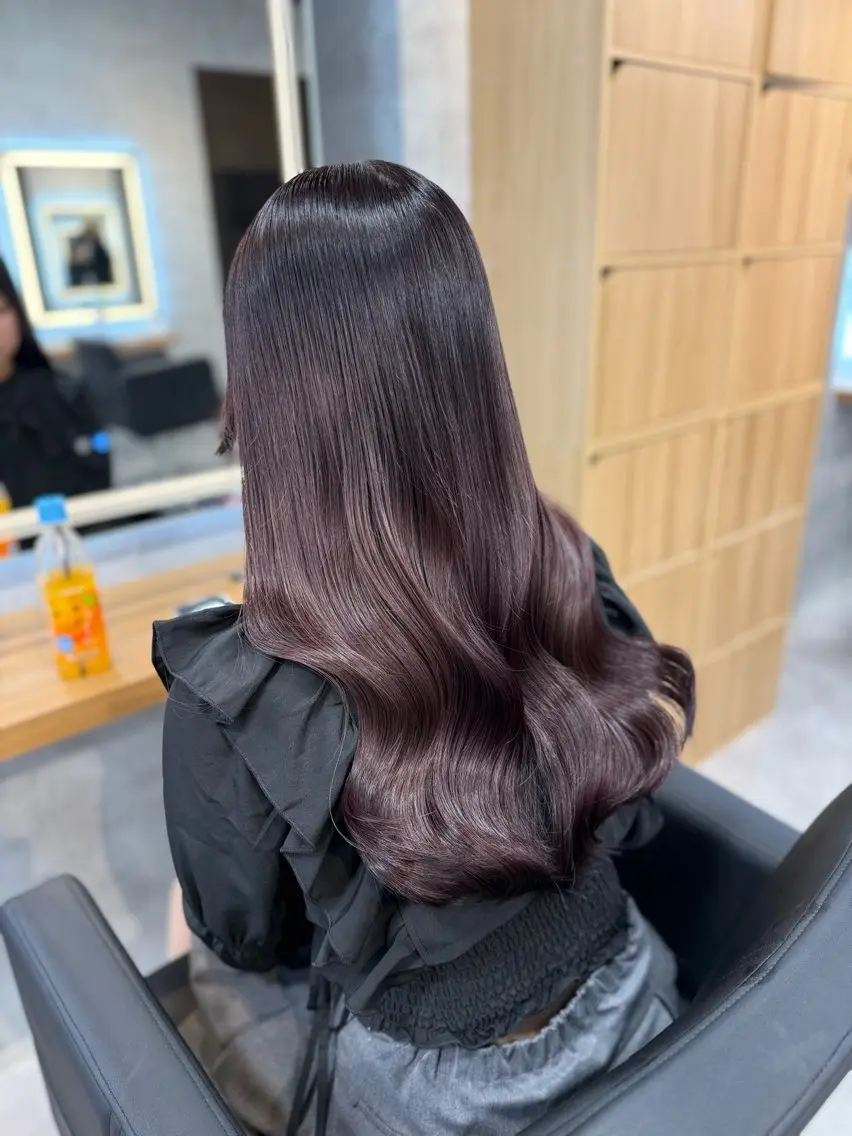 ロング カラー ヘアアレンジ カット ヘアカラー トリートメント ヘアセット レイヤー×透明感カラ ーHAYATOのヘアスタイル