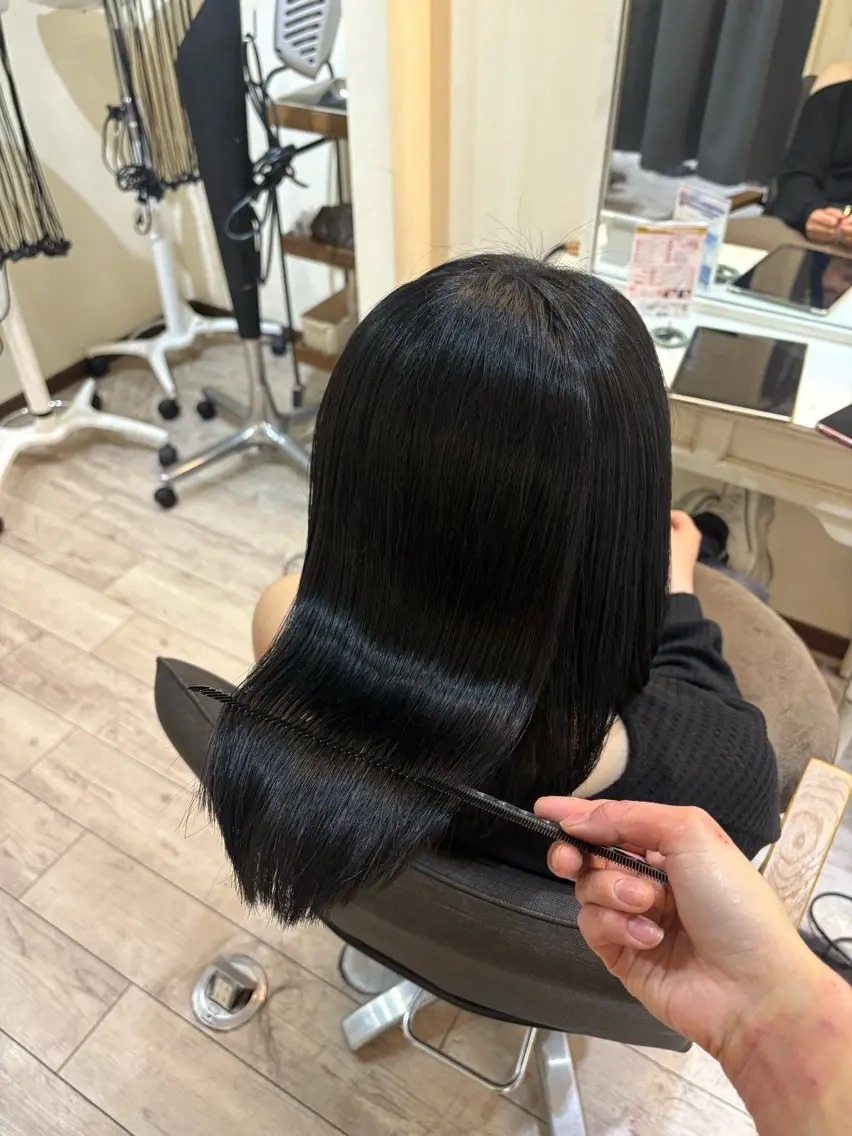 ミディアム カラー カット ヘアカラー トリートメント 艶髪/縮毛矯正/ レイヤー/栄/あやかのヘアスタイル