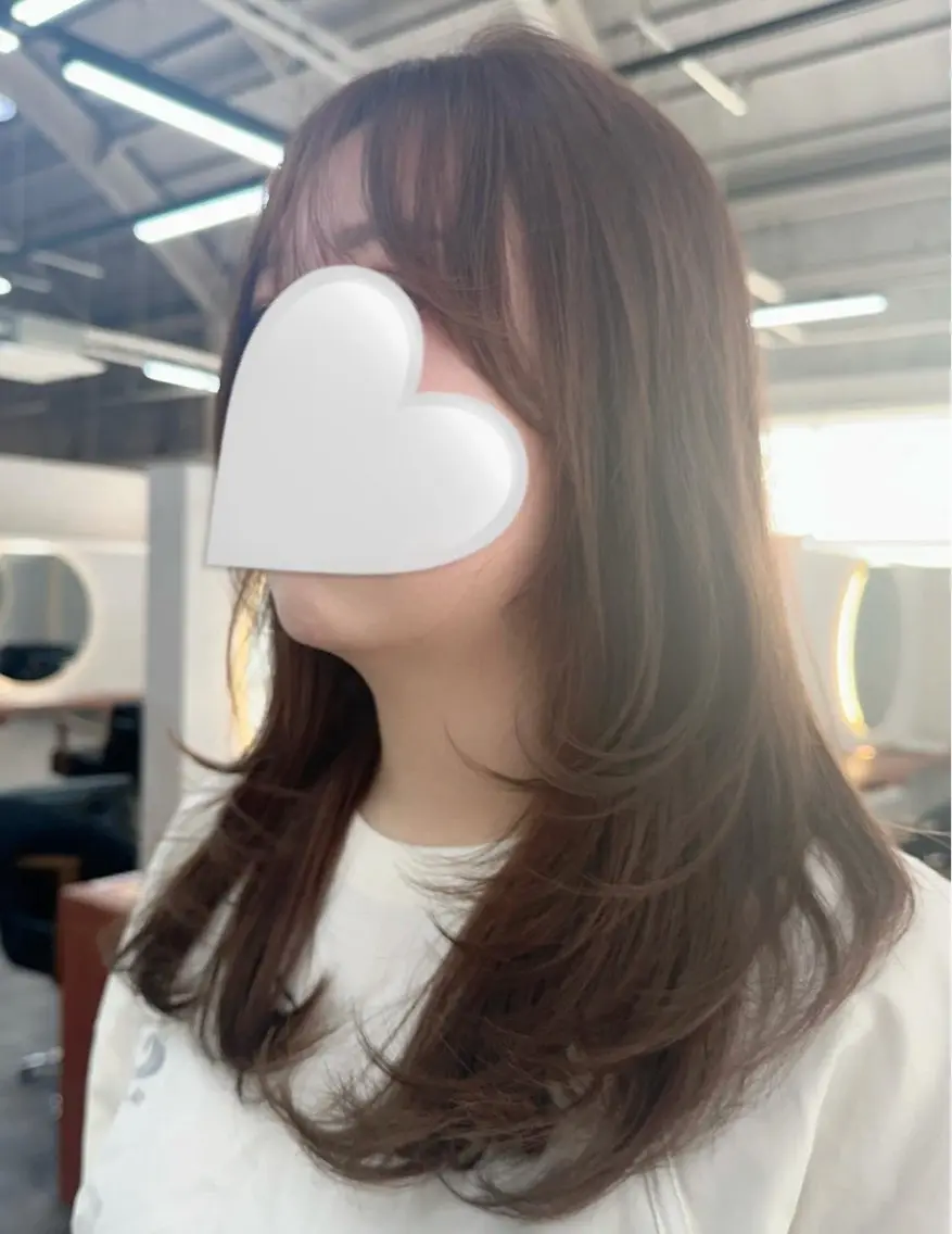 ミディアム レイヤーカット トリートメント カット ヘアカラー Natsuki OZ安積店のヘアスタイル