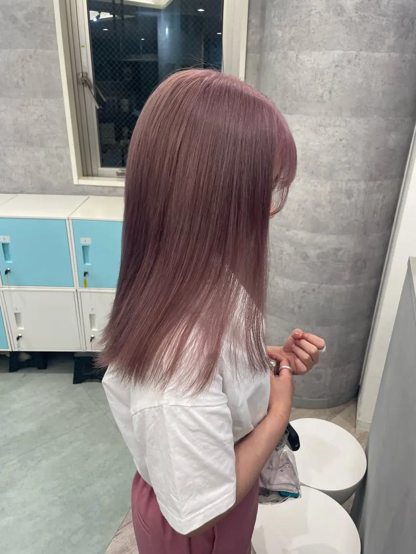 セミロング ♡似合わせハイトーン ♡maiのヘアスタイル