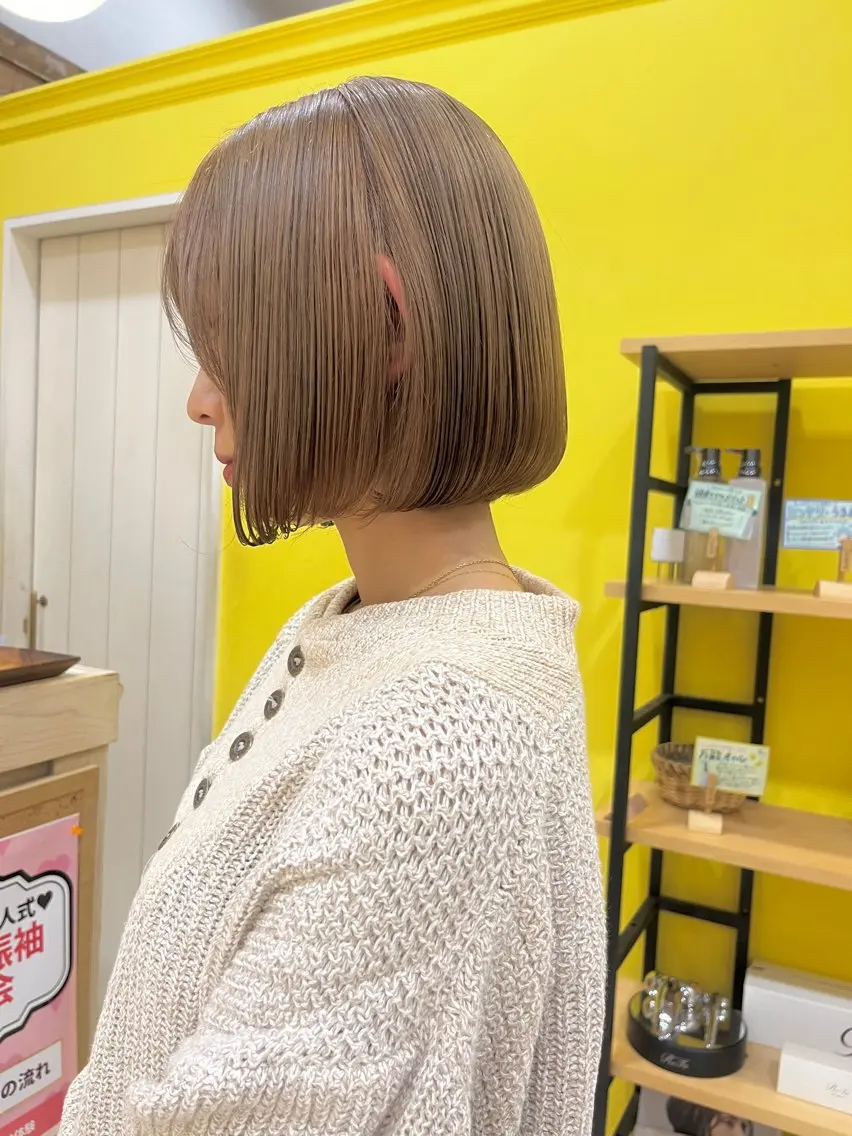 カラー 黒田瀬奈/ボブ まろやかベージュのヘアスタイル