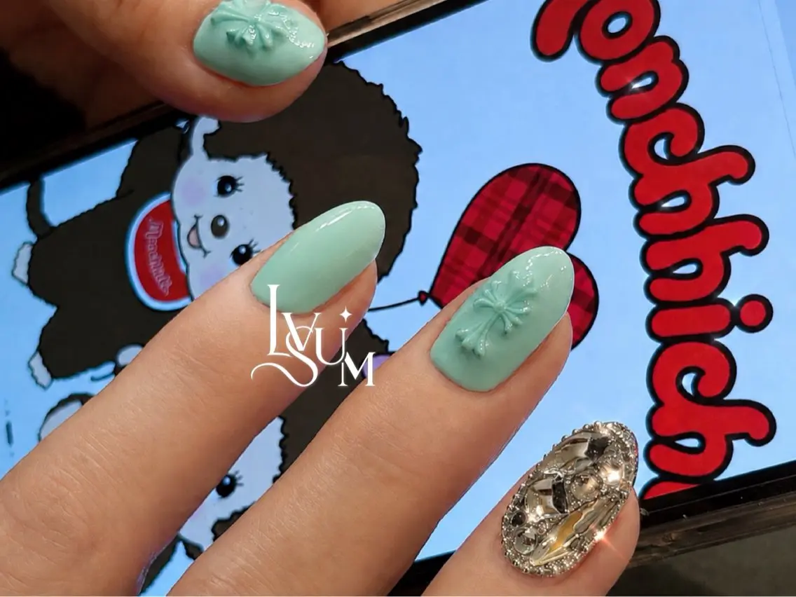 ネイル グリーン ハンドネイル lvsum nailのネイルデザイン