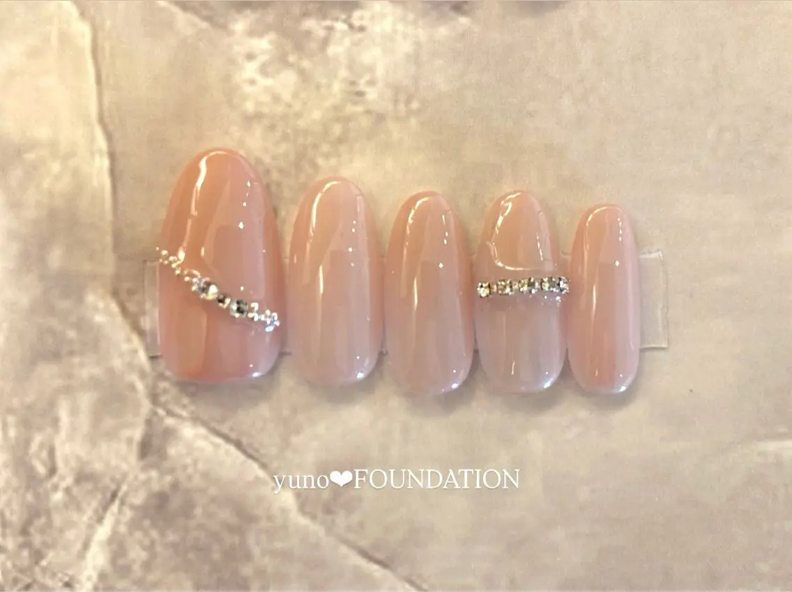 ネイル シンプルネイル yuno❤︎ FOUNDATIONのネイルデザイン