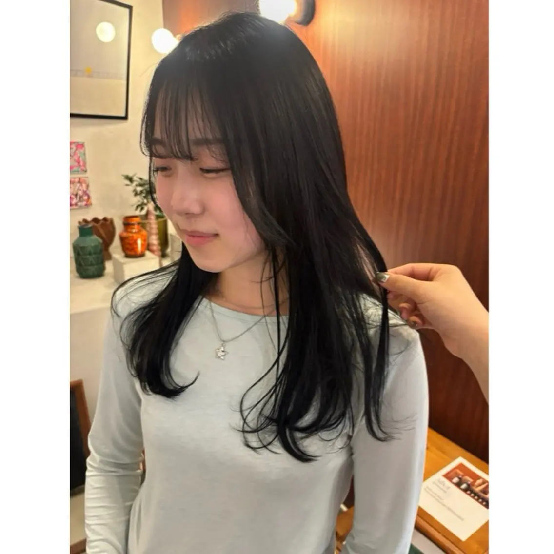 ロング カラー ヘアカラー illatos サヤナのヘアスタイル