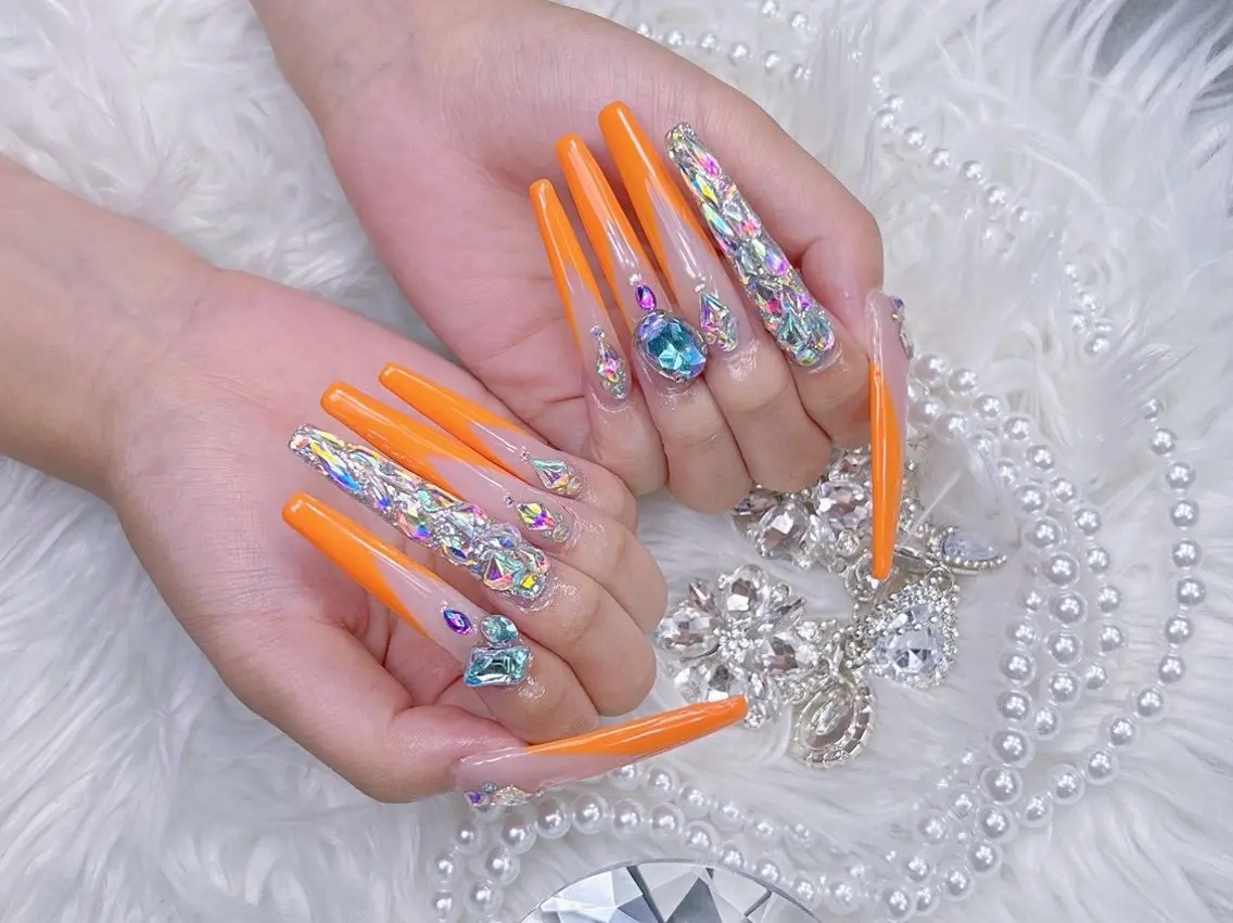ネイル アートネイル オーロラネイル チークネイル 長さ出し フットネイル Miya _nailのネイルデザイン