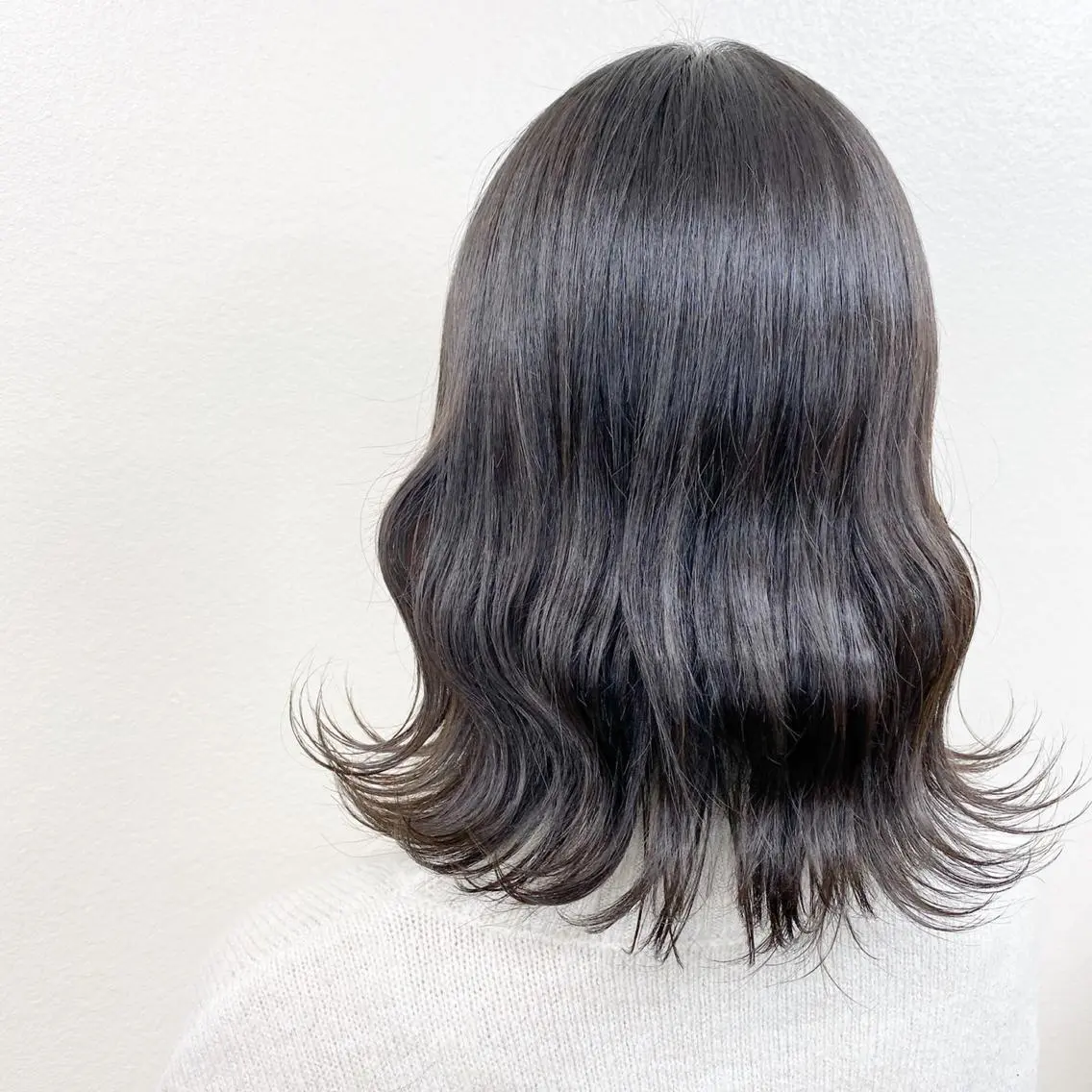 ミディアム カラー ヘアアレンジ マツエク・マツパ 透明感カラー グレージュ ダブルカラー｜ なおき｜池袋美容師のヘアスタイル