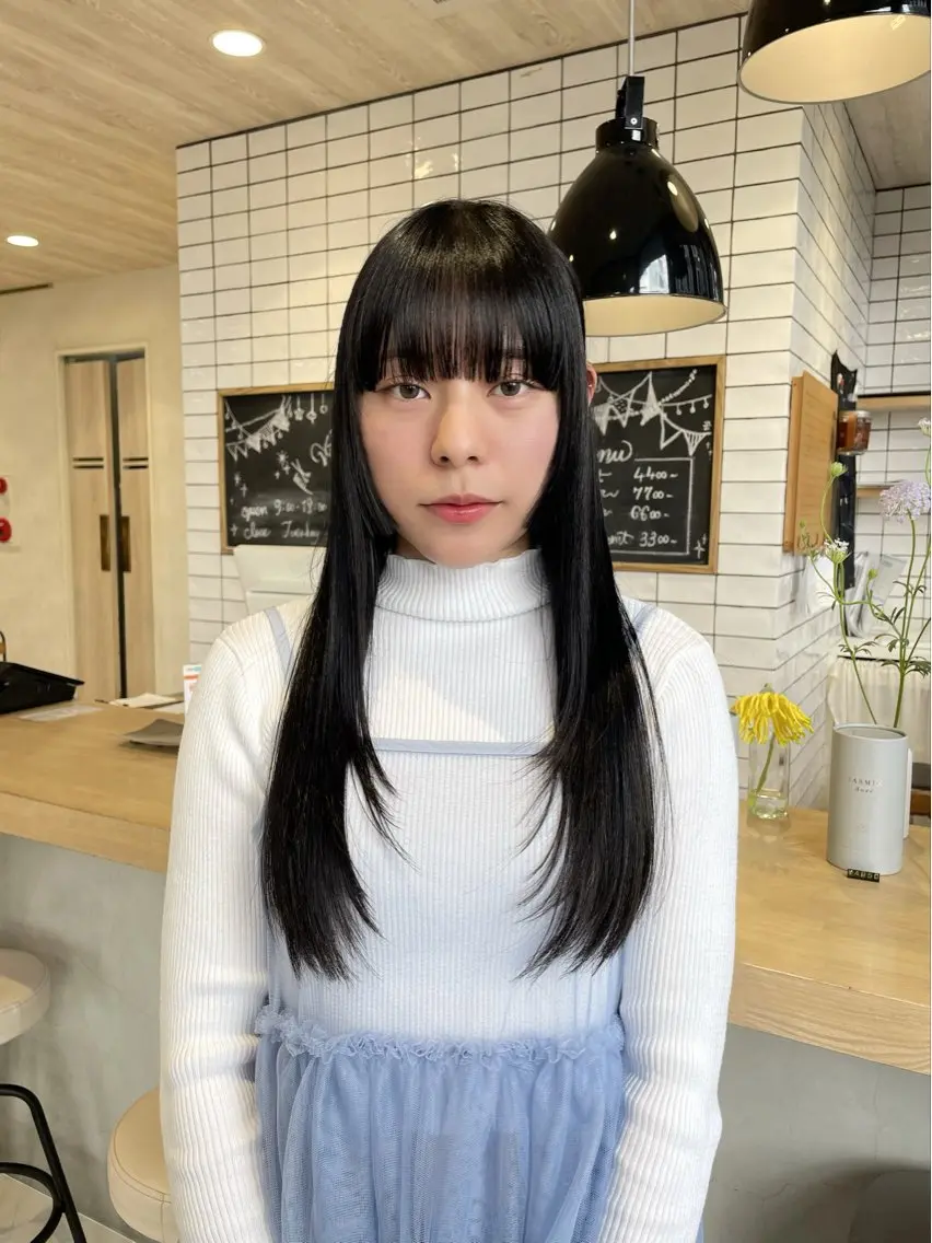 レイヤーカット+縮毛矯正の写真