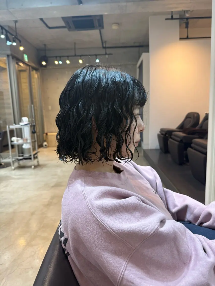 ミディアム ミディアムパーマ カット パーマ トリートメント 🌿朝5分でお洒落 パーマスタイル🌿のヘアスタイル