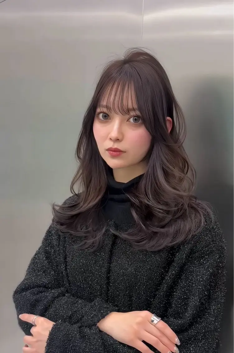 セミロング レイヤーカット NANAMI／レイヤ ー／ワンホンヘアのヘアスタイル