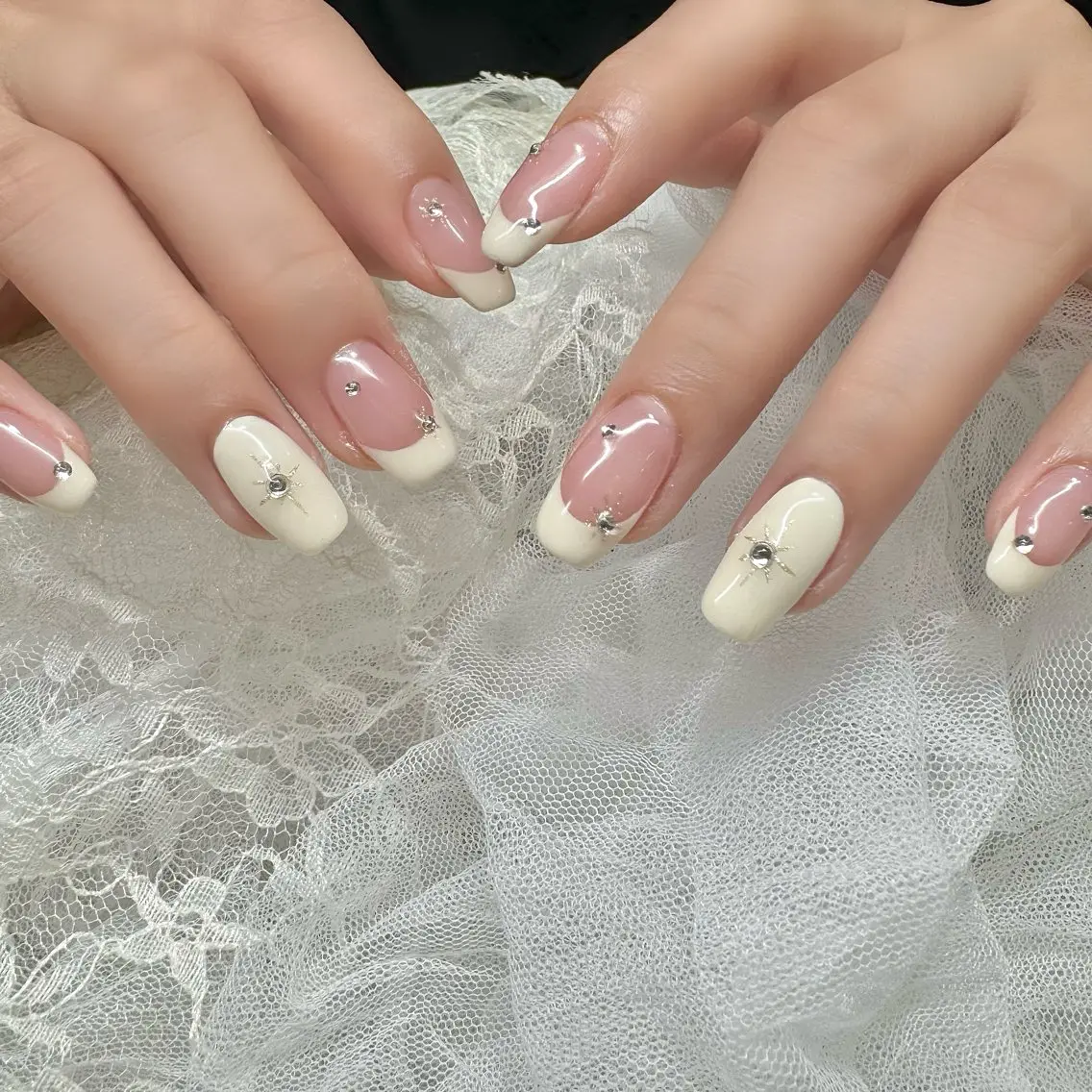 ネイル ハンドネイル 新井 ひなののネイルデザイン