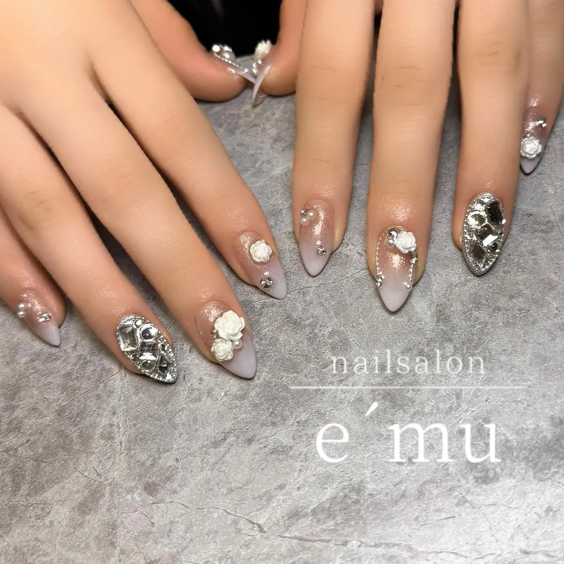 ネイル ハンドネイル nailsalon e´muのネイルデザイン