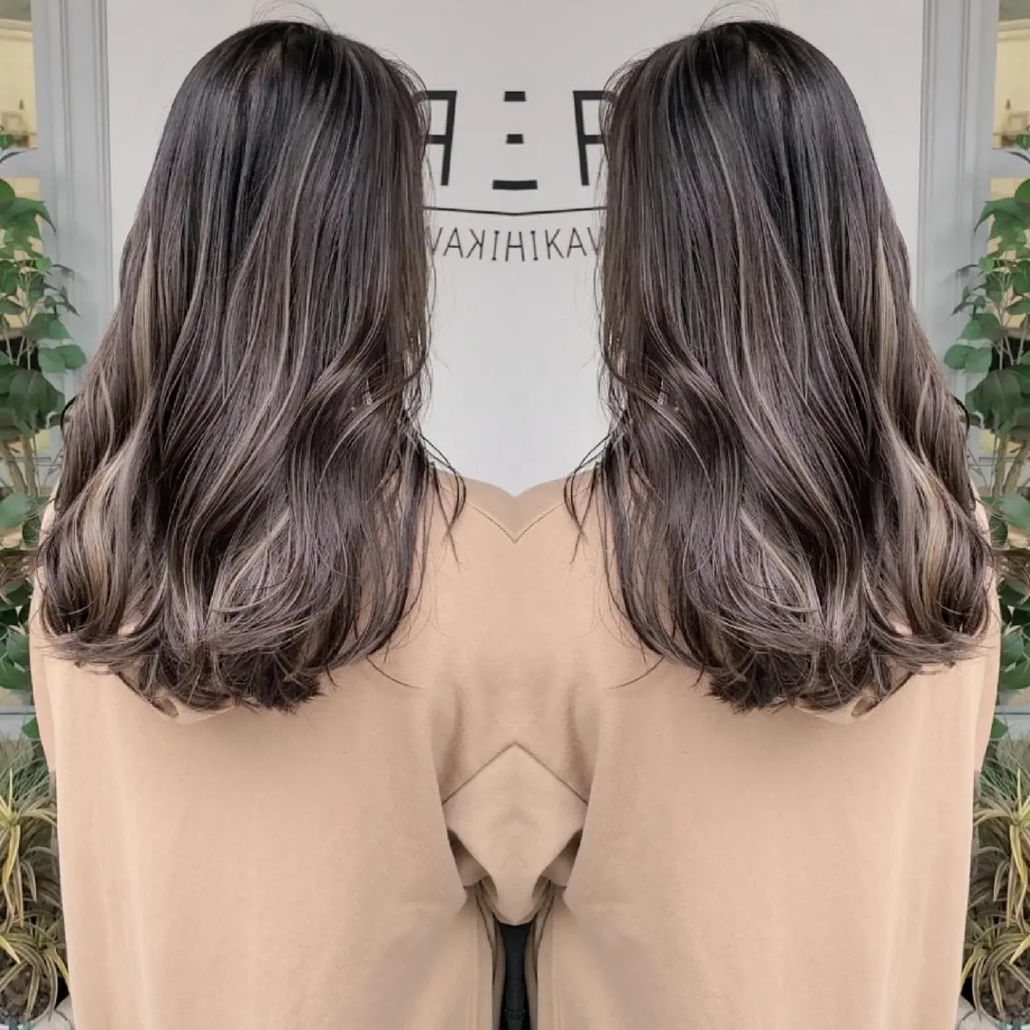 カラー ロング グレージュ ハイライトカラー シアーグレージュ ハイライト カット ヘアカラー トリートメント バレイヤージュ/ ハイライト/大内格のヘアスタイル