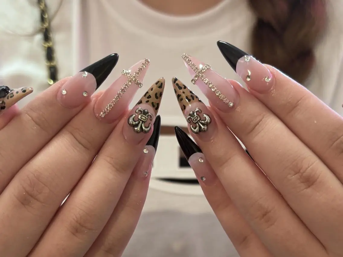 ネイル ボルドー チークネイル 長さ出し フレンチネイル ジェルネイル RiRi Belle Nail池袋のネイルデザイン