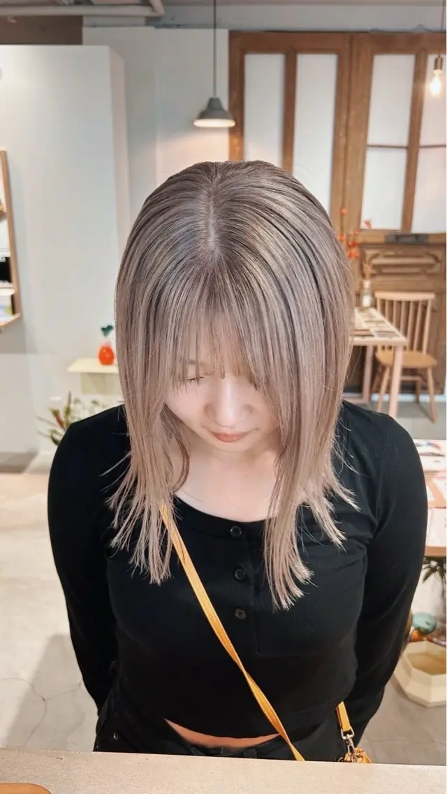 【ロング料金なし】カット＋ケアブリーチ+透明感カラー🍋の写真