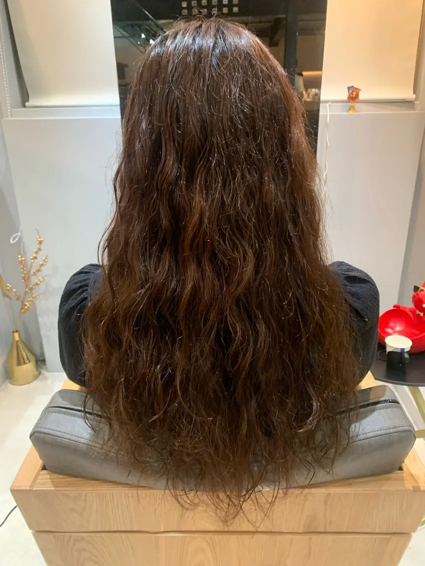 ロング カット パーマ 本多 永佳のヘアスタイル