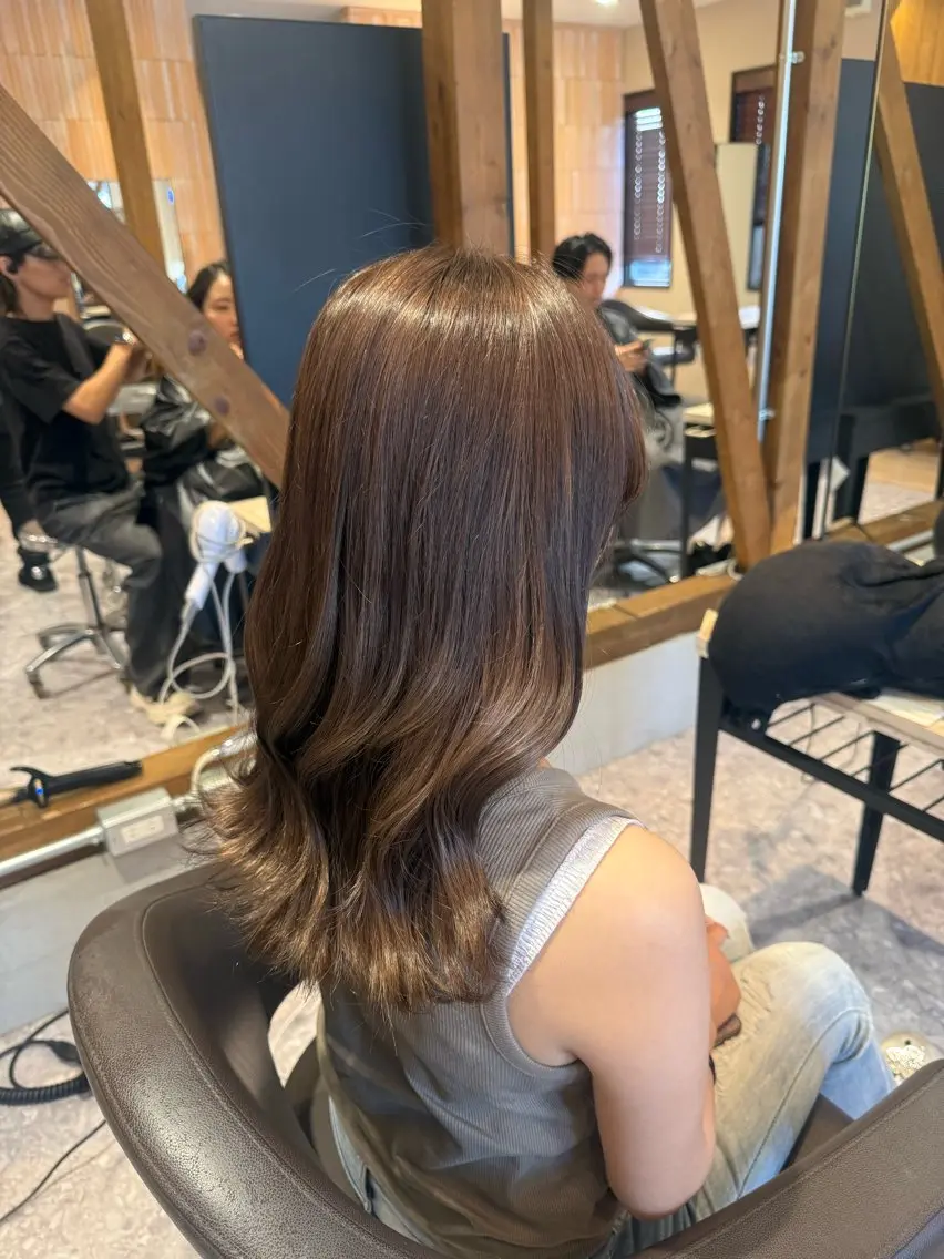 ミディアム カット ヘアカラー 佐藤 凜華のヘアスタイル