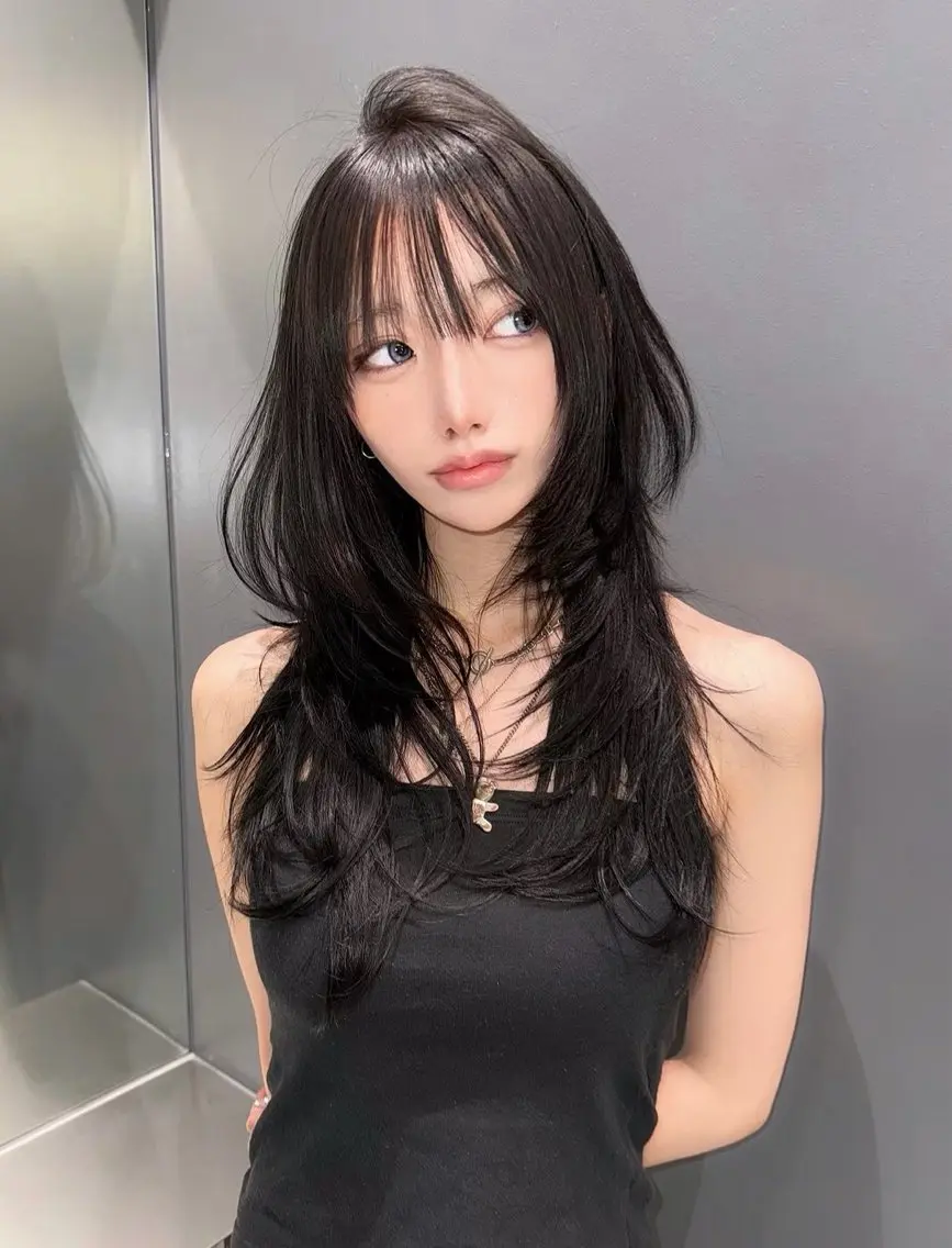 ロング カラー 顔周りカット ハッシュカット 韓国風ヘア レイヤーカット 小顔カット カット みうる🎀透明感艶髪 🫧レイヤーカットのヘアスタイル