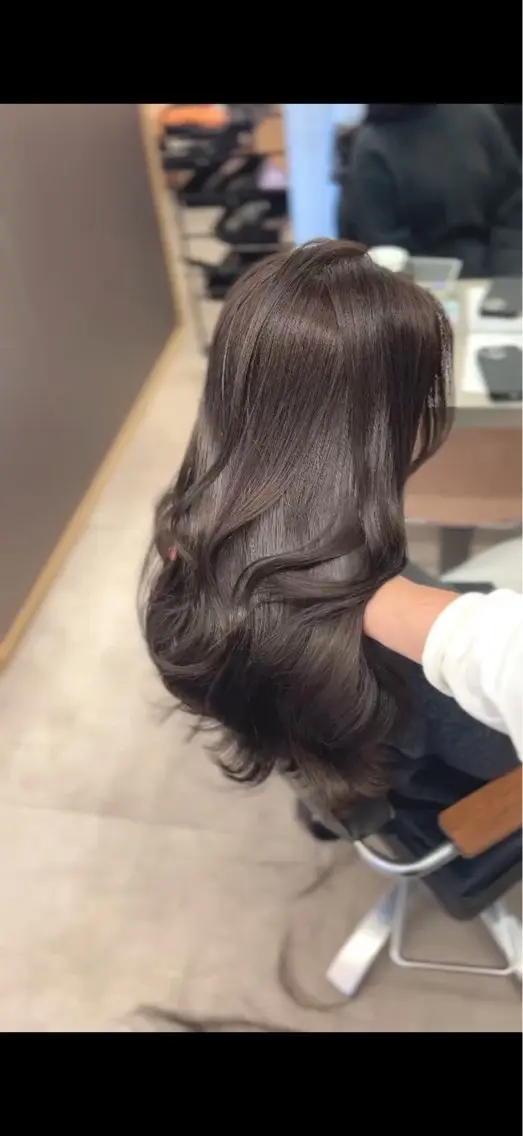 カラー ヘアカラー かづき /大阪梅田のヘアスタイル